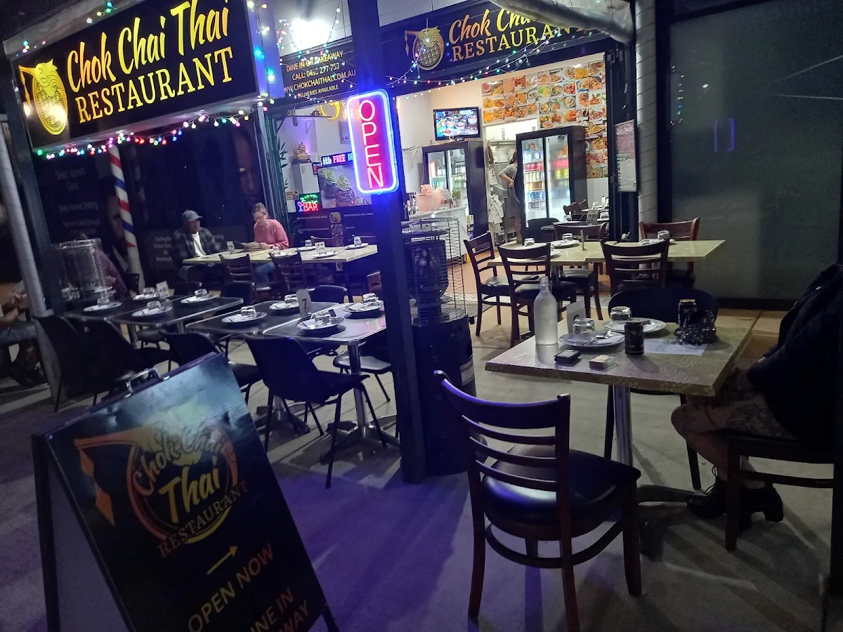 Vibe, Chok Chai Thai Restaurant