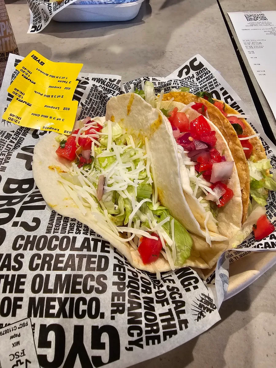 Food & drink, Guzman y Gomez - Leopold