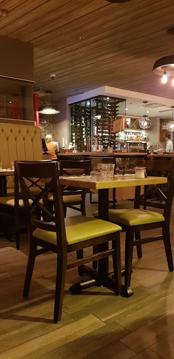 Vibe, Bistro Hortus