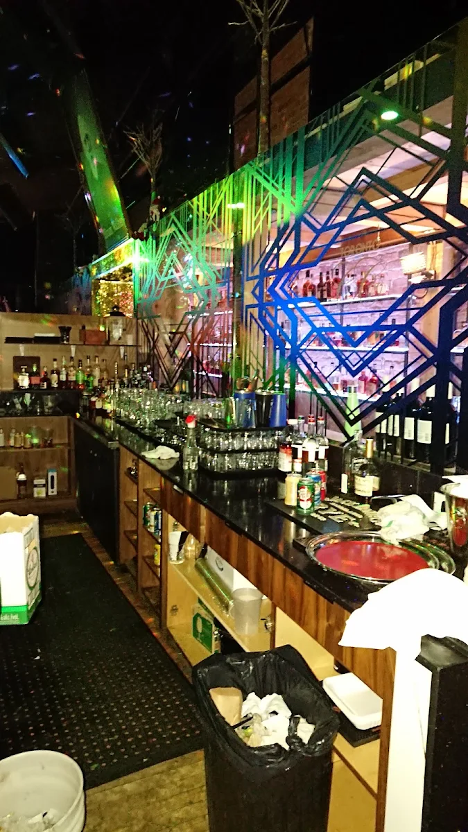 Vibe, CC Lounge and Whisky Bar
