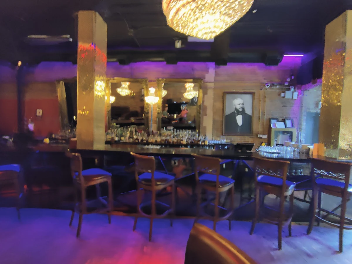 Vibe, CC Lounge and Whisky Bar