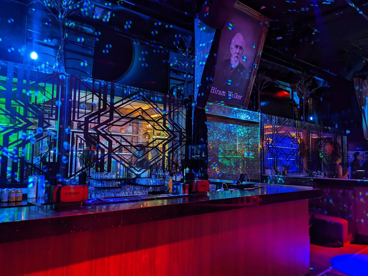 Vibe, CC Lounge and Whisky Bar