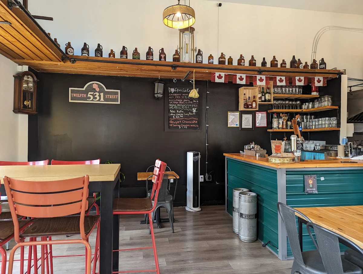 Vibe, The Curry Cottage - Tap & Grill