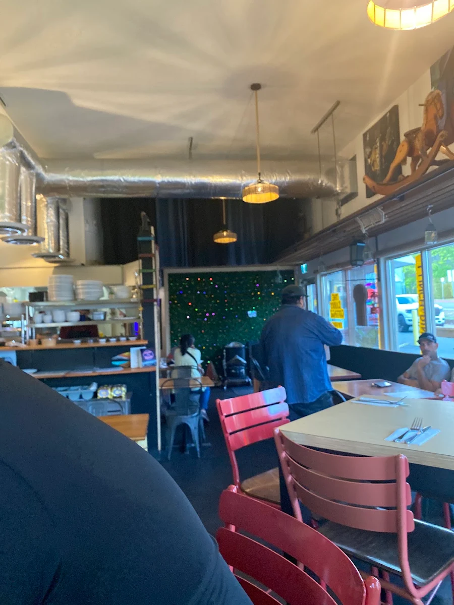 Vibe, The Curry Cottage - Tap & Grill