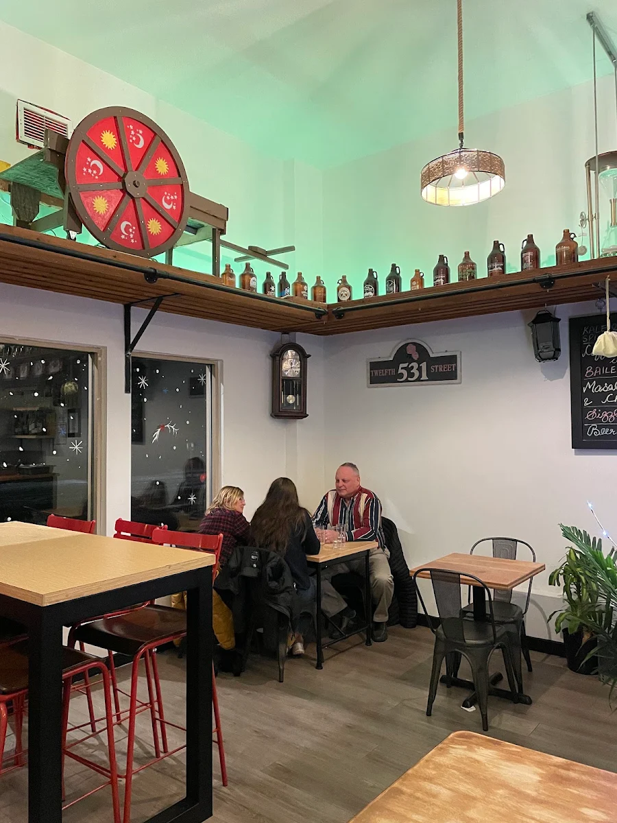 Vibe, The Curry Cottage - Tap & Grill