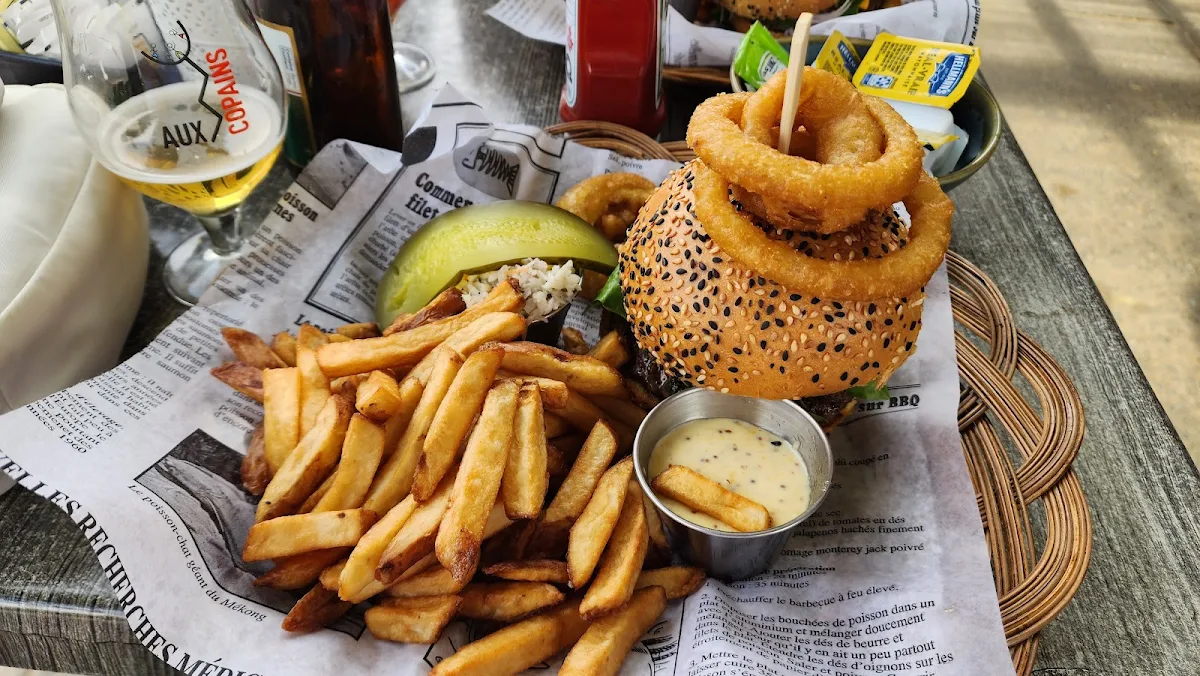 Food & drink, Aux 3 Copains