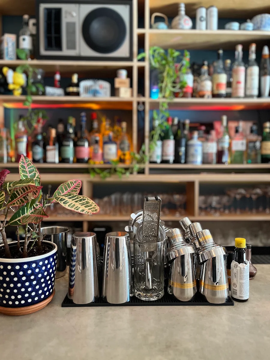 Vibe, Kaminari Ramen Bar
