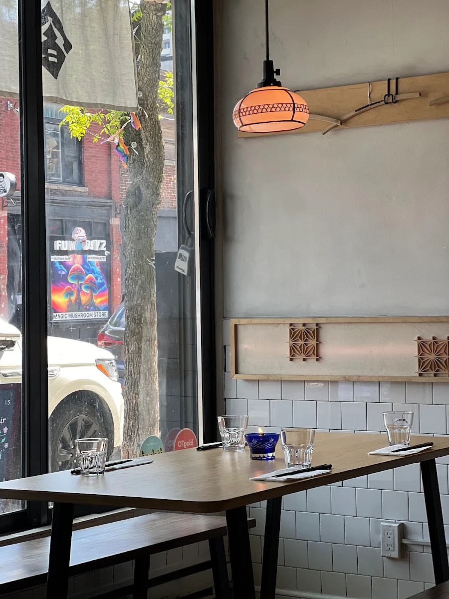 Vibe, Kaminari Ramen Bar