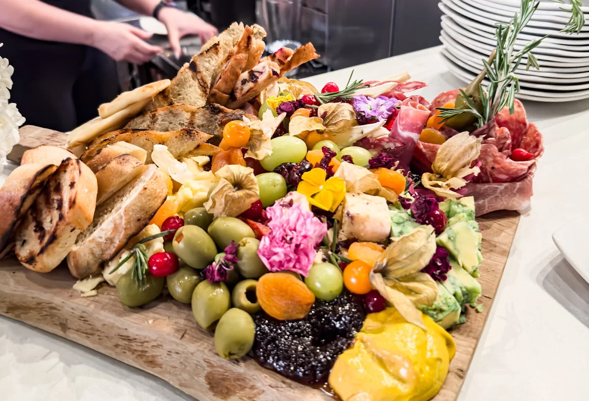 Food & drink, Linx Kitchen + Social