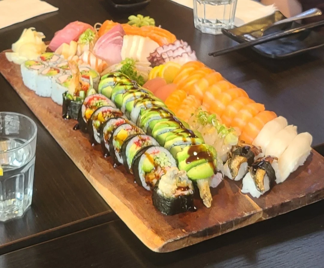Food & drink, Pearl Sushi
