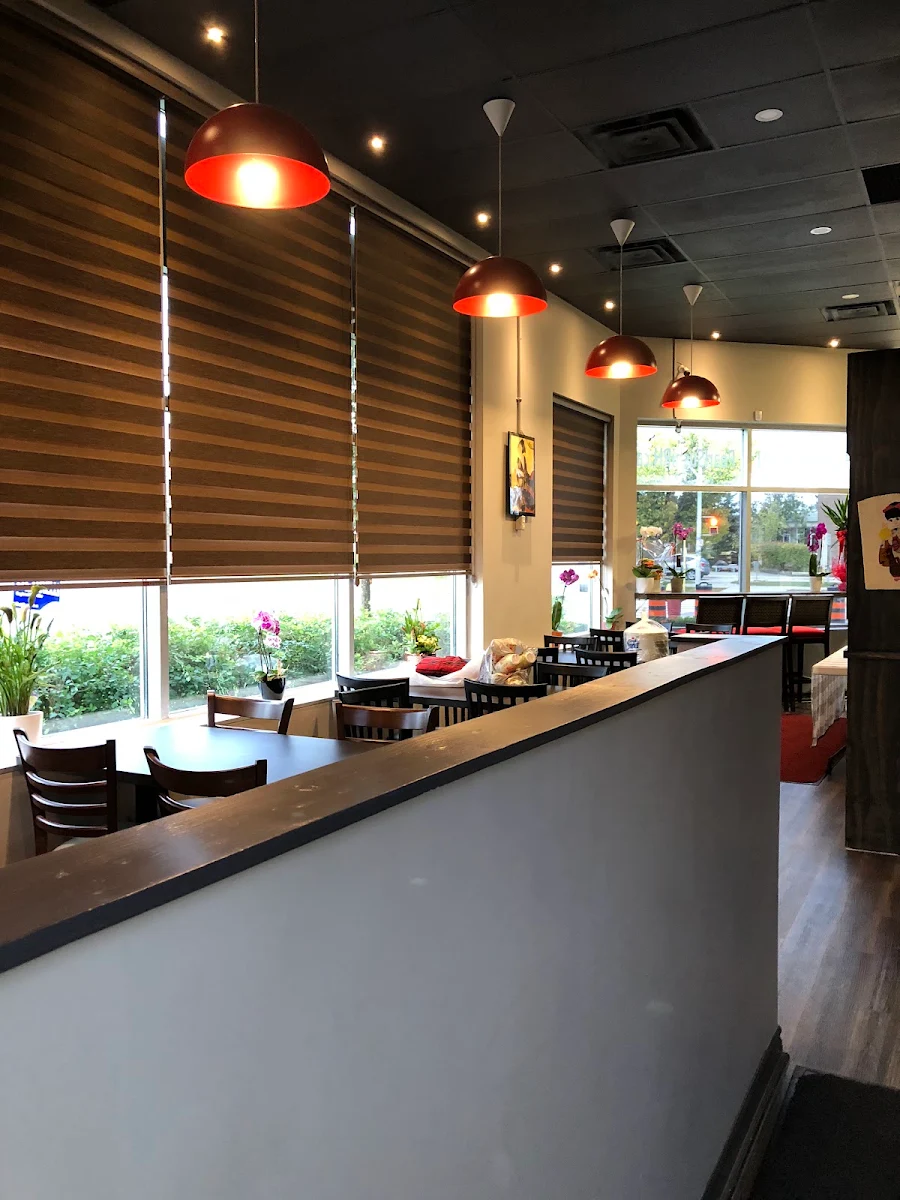 Vibe, Pearl Sushi