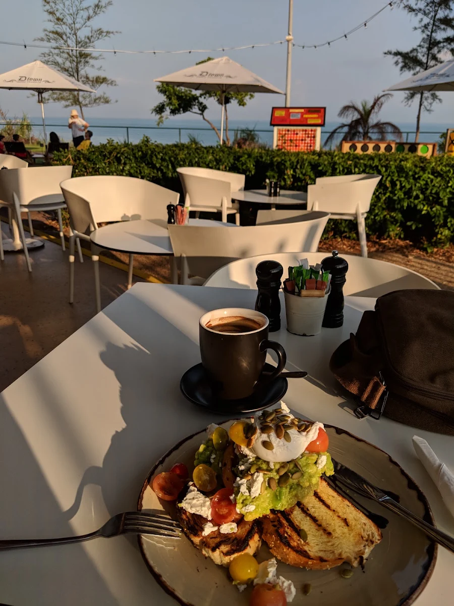 Food & drink, The Foreshore