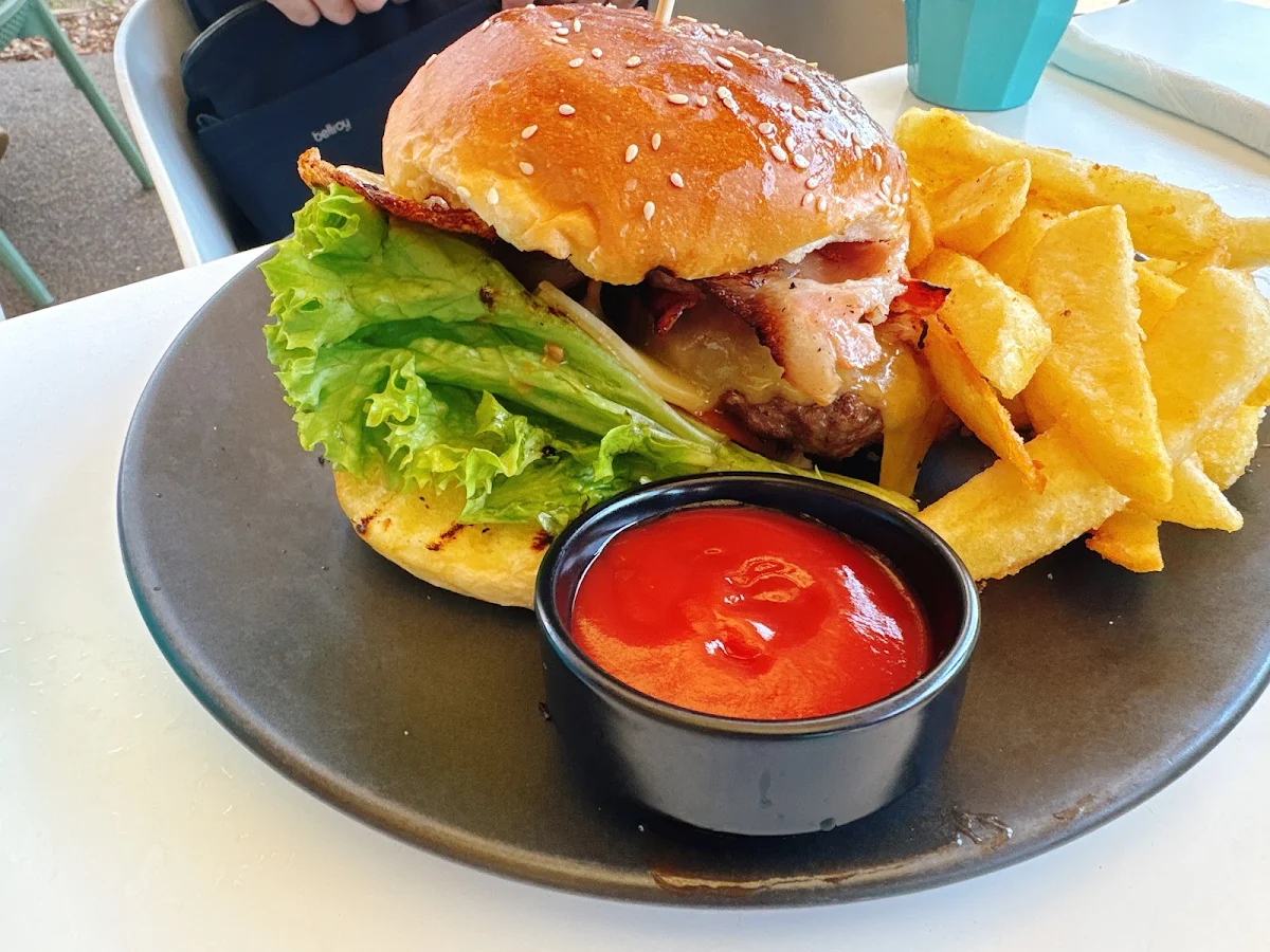 Food & drink, The Foreshore