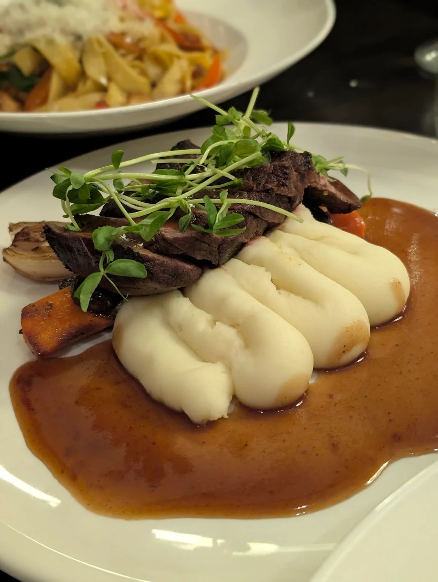 Food & drink, Garlic's of London
