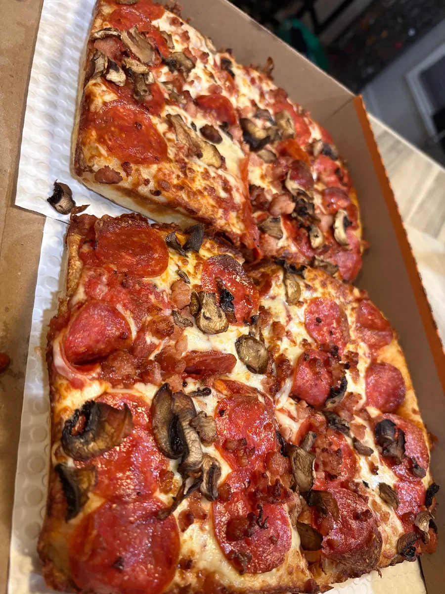 Food & drink, Little Caesars Pizza
