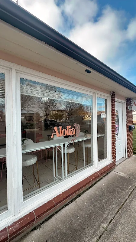 Alolia Cafe