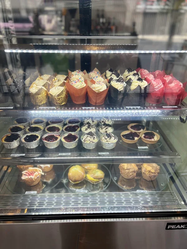 Wake N Bakery Chicago Downtown