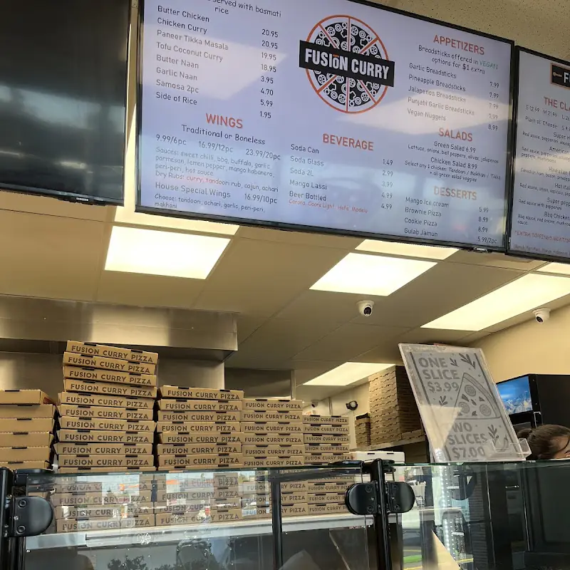 Fusion Curry Pizza