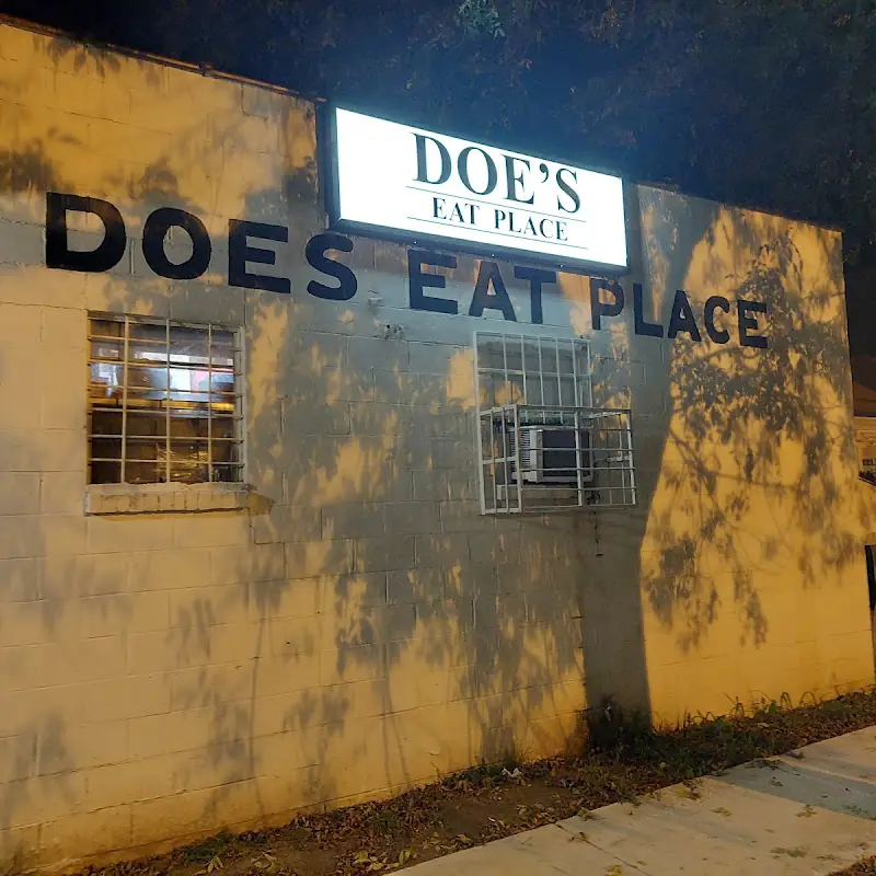 Doe's Eat Place