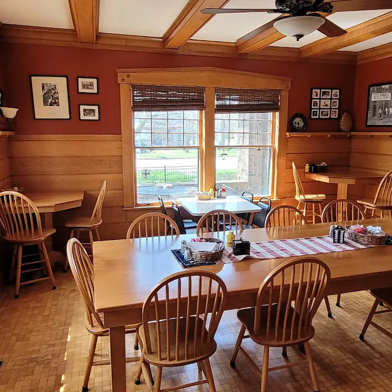 Stoagies Family Room Cafe