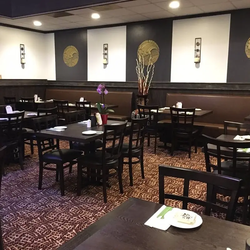 Yoshi Sushi Martinsville