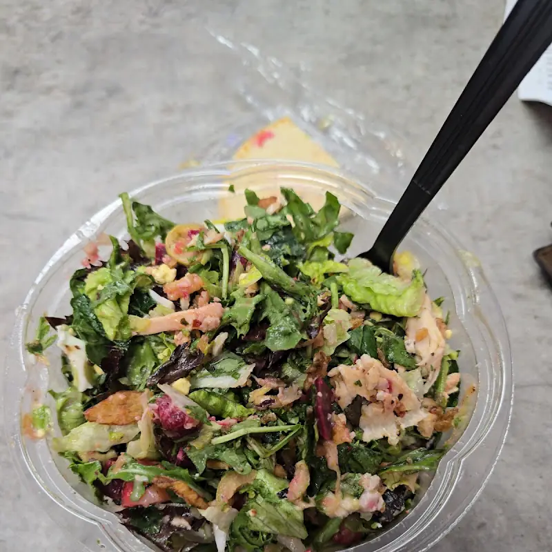 Red Leaf Salad Company