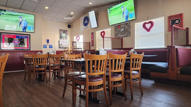 Dominics Tavern