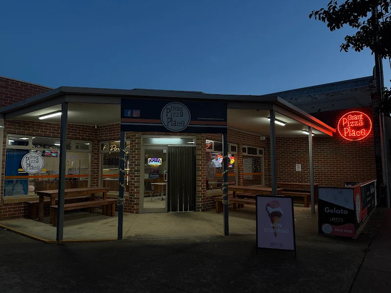 Grant Pizza Place and Gelateria