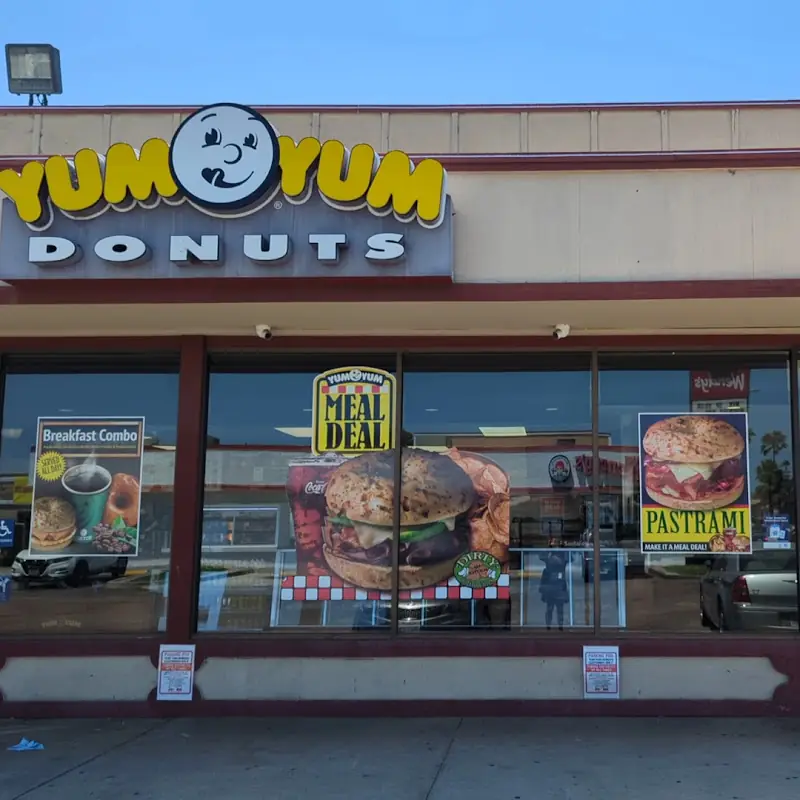 Yum Yum Donuts