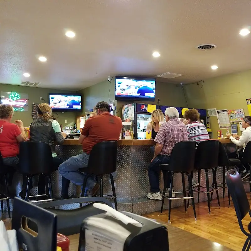Staci's Bar & Grill