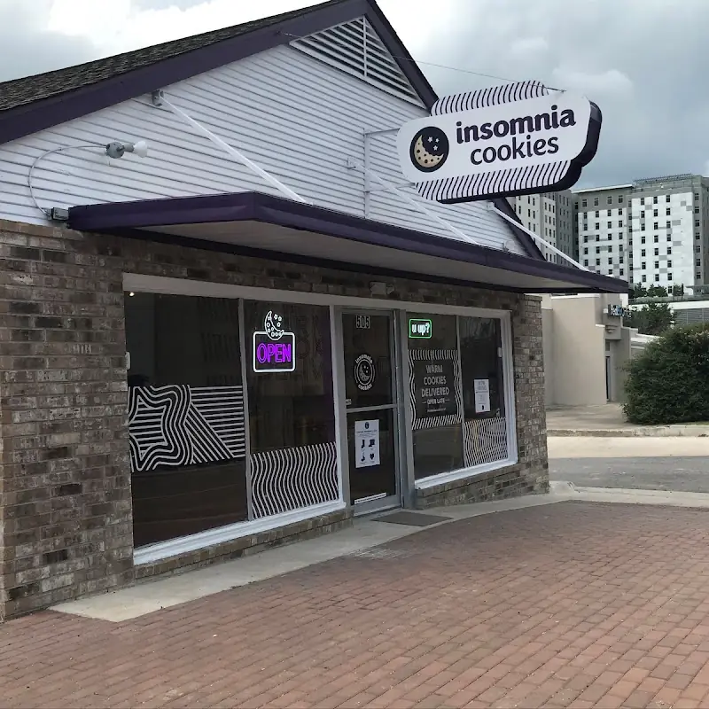 Insomnia Cookies