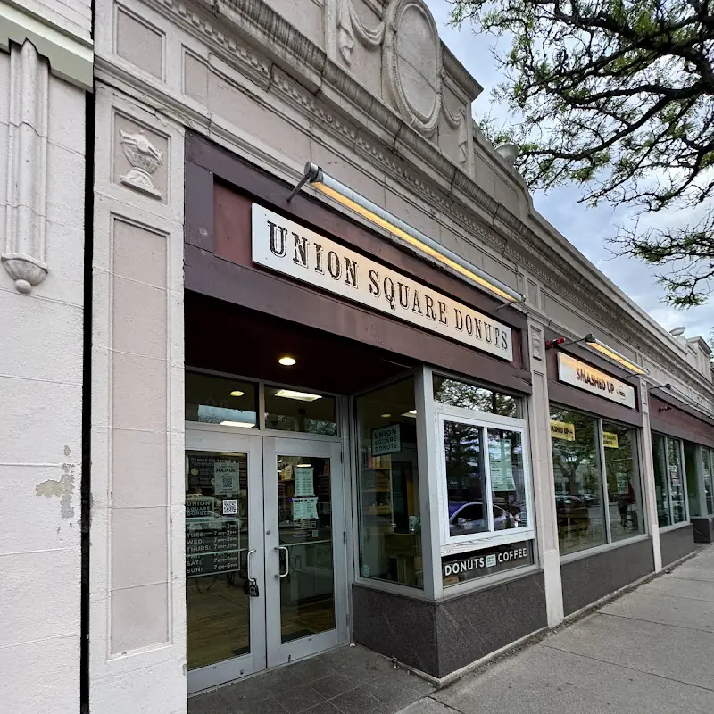Union Square Donuts: Brookline