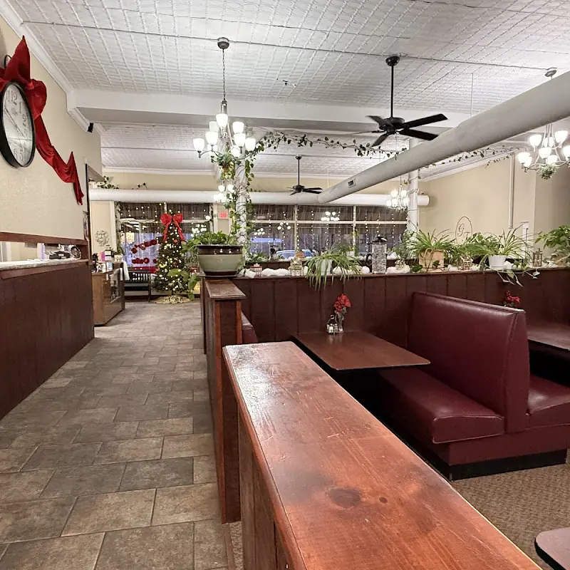 Gus & Tony's Town House Cafe