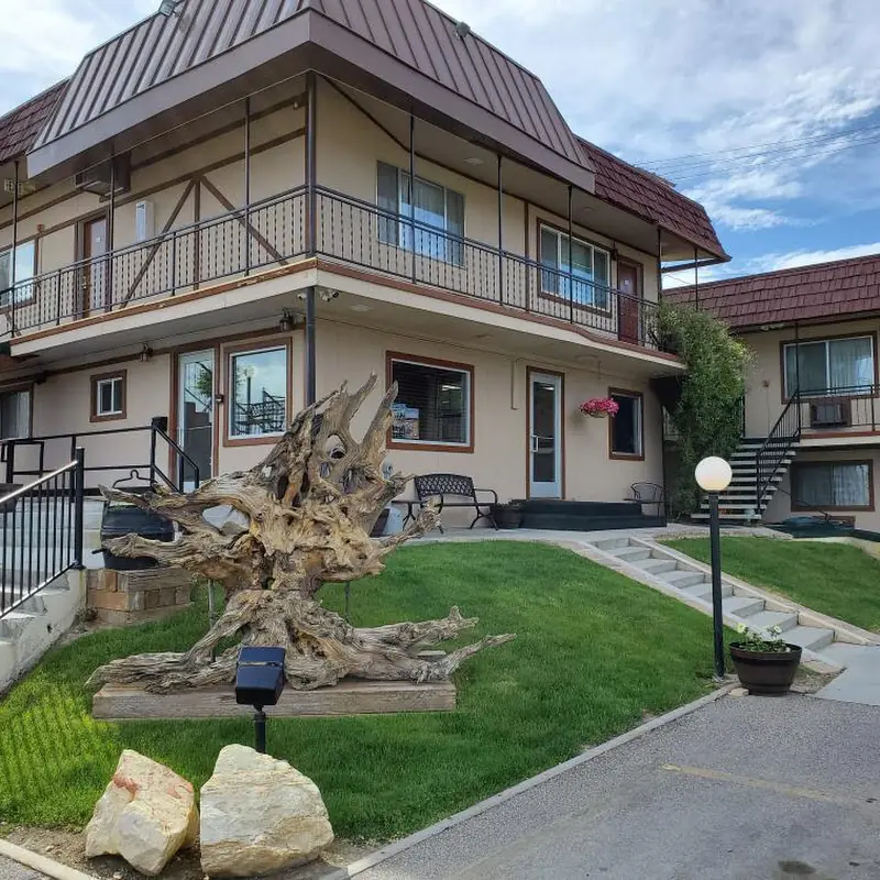 Bristlecone Motel
