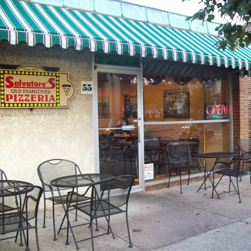 Salvatore's Old Fashioned Pizzeria