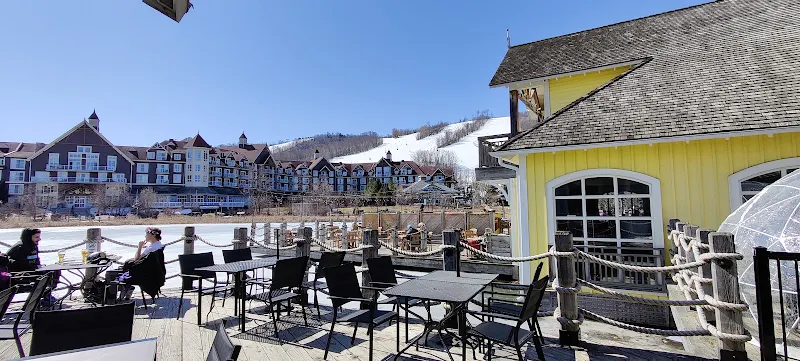 Kaytoo Restaurant & Bar
