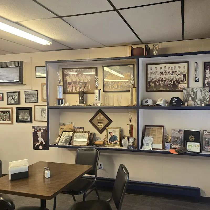Fudge's Sub Shop