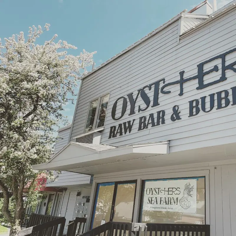 OystHERS Raw Bar & Bubbly