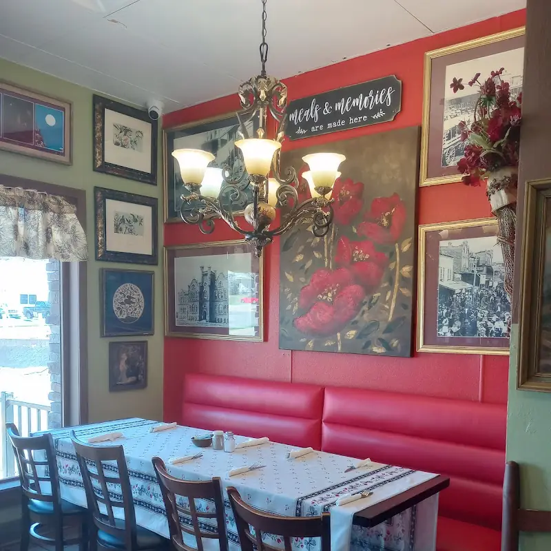 Roscoe's Feed Shack