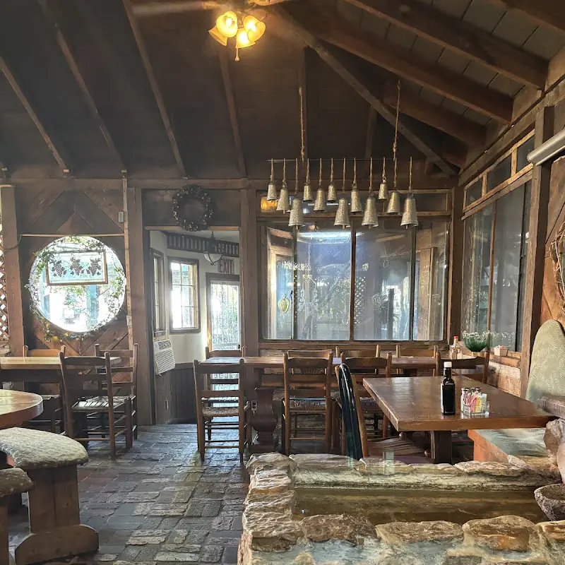 Log House 1776 Restaurant