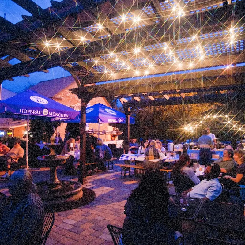 Newportville Inn