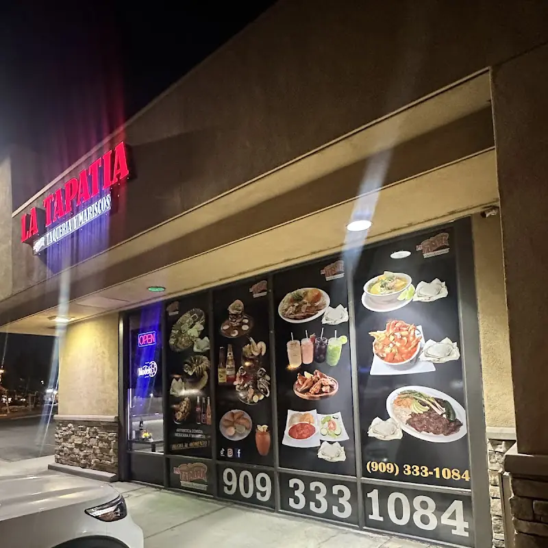 La Tapatia Taqueria y Mariscos