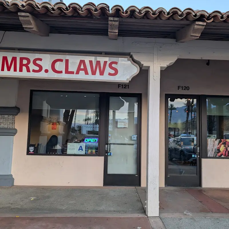 Mrs. Claws Seafood Boil