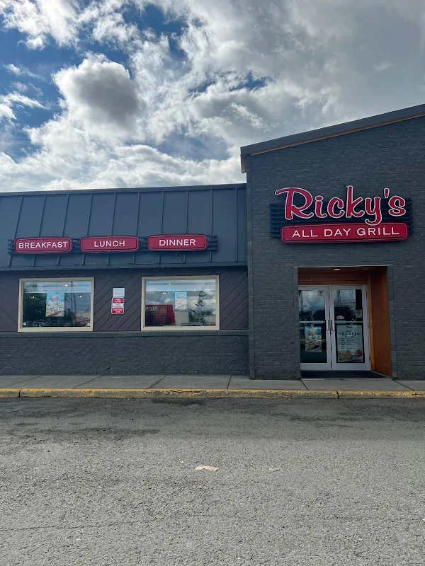 Ricky's All Day Grill & RG's Lounge - Whitehorse
