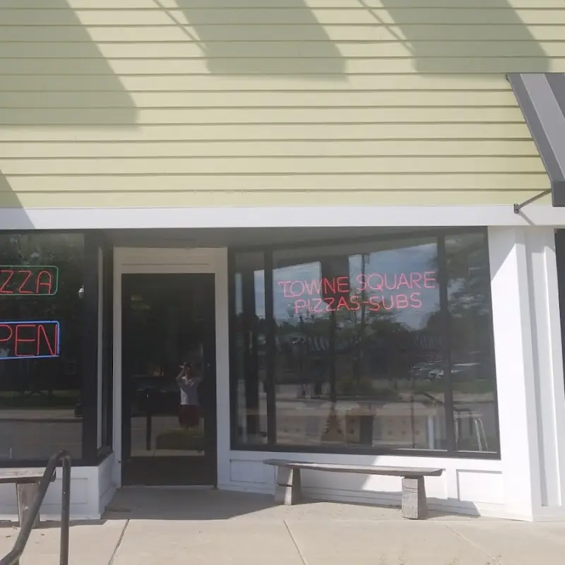 Towne Square Pizza Pinckney