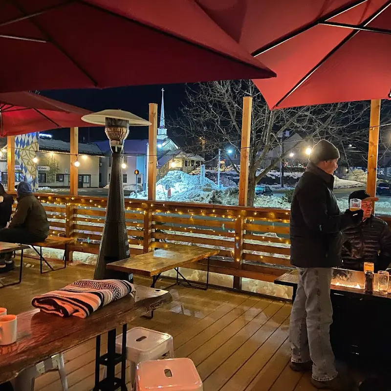 Bushel & Bee Taproom