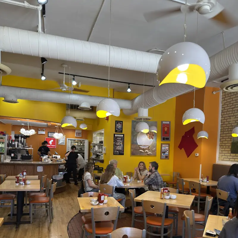 Ovo Frito Cafe