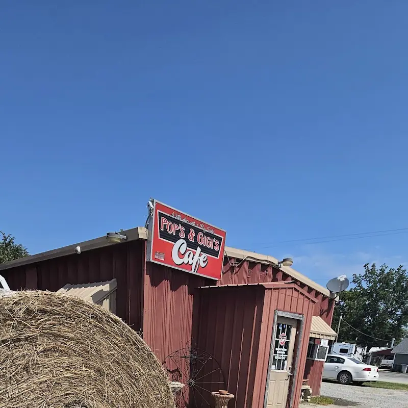 Pop's & Gigi's