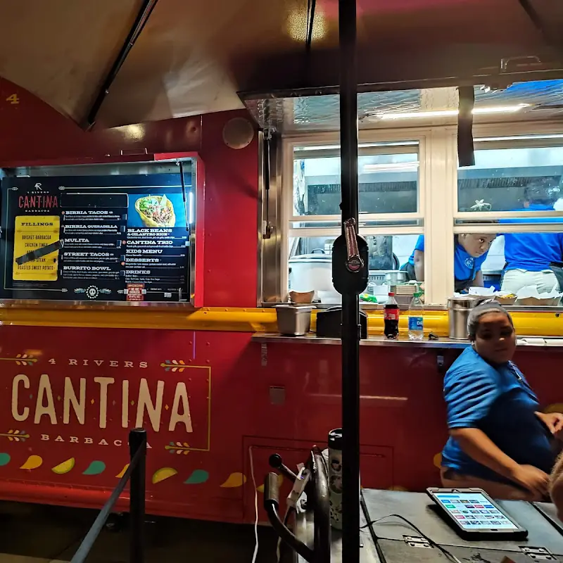 4R Cantina Food Truck - Disney Springs Barbacoa