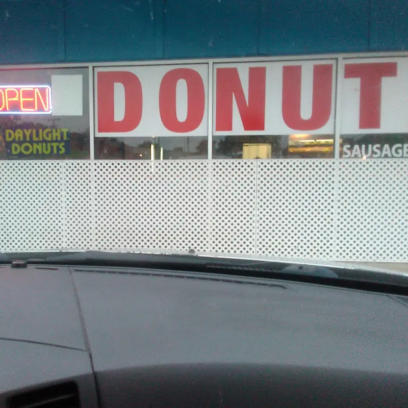 Daylight Donuts
